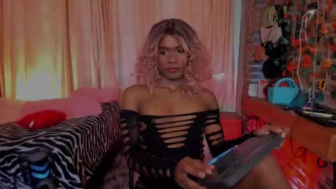 Goldie online show from March 15, 3:04 pm