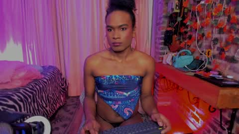 Goldie online show from March 27, 10:38 am