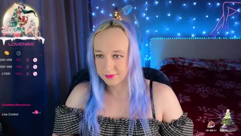 Snapshot of thetrixy chatting on January 15, 7:26 am The Great And Powerful Trixie online show from January 15, 7:26 am