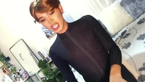 Snapshot of tiara_perezx chatting on February 12, 6:29 am Sam online show from February 12, 6:29 am