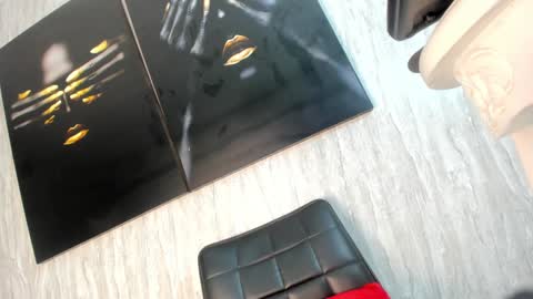 Tiffany online show from January 11, 5:10 am