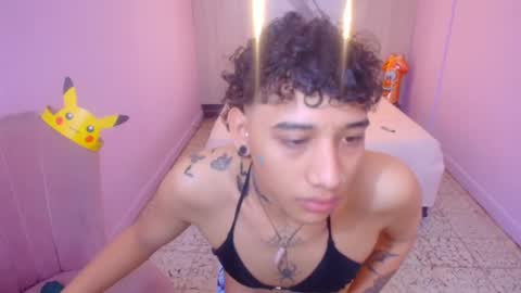 tommy_sweet1 online show from February 1, 11:32 am