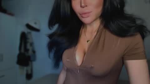 ALMIGHTY GODDESS VALENTINA online show from March 1, 1:32 am