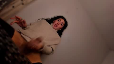 ALMIGHTY GODDESS VALENTINA online show from October 16, 9:09 am