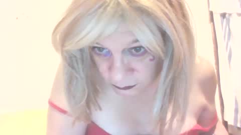 traphouseslutbunny4fun online show from December 11, 2:43 am