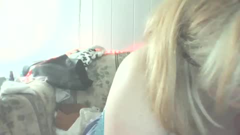 traphouseslutbunny4fun online show from February 13, 7:13 am