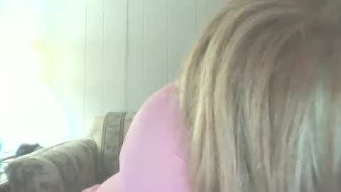 traphouseslutbunny4fun online show from March 6, 8:16 am