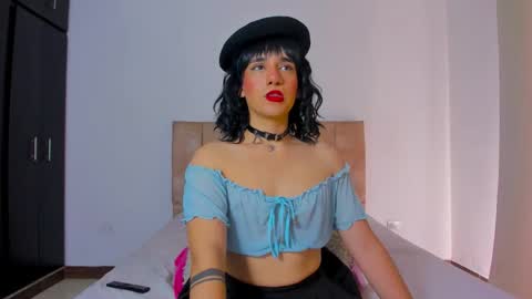 Triny online show from October 28, 1:53 pm