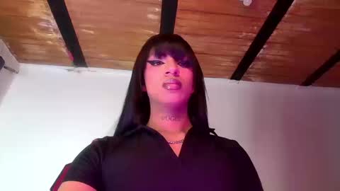 trix_ebony online show from October 16, 1:06 am