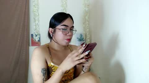 trixie_foxslut online show from November 23, 10:50 am