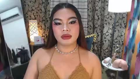 Snapshot of tsbrianabankhugecock chatting on December 14, 7:25 pm brianna online show from December 14, 7:25 pm