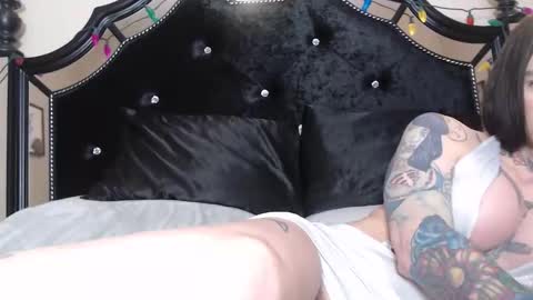 Chelsea Marie online show from February 18, 11:56 pm