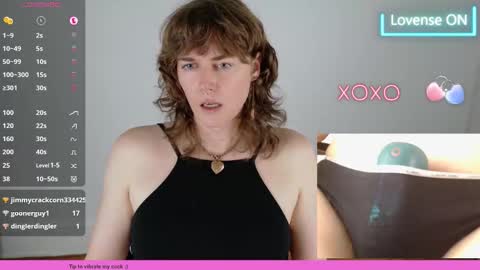 Ellie Ryder online show from March 13, 12:05 am