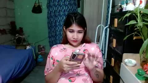 SHENA  online show from February 2, 11:26 pm