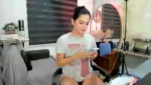 tslatinazandra online show from February 23, 2:31 pm