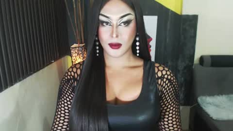 Nicoleeee online show from July 15, 10:04 pm