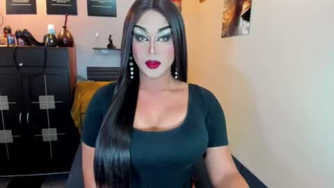 Nicoleeee online show from August 1, 8:20 pm