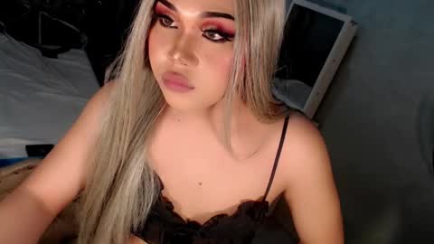 jayvie online show from October 23, 11:09 pm