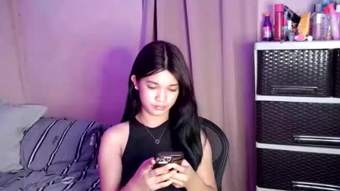 Snapshot of tyladine chatting on October 8, 7:21 am tyladine online show from October 8, 7:21 am