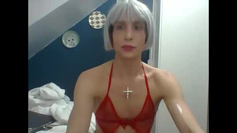 unadiosa online show from February 18, 10:50 pm