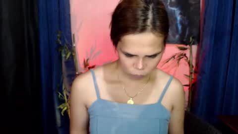 Snapshot of unknown_trans18 chatting on October 14, 12:44 am unknown_trans18 online show from October 14, 12:44 am