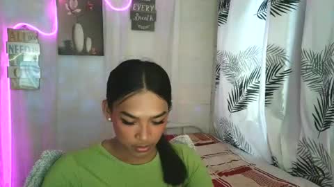 Ms. Criza online show from April 8, 3:08 am