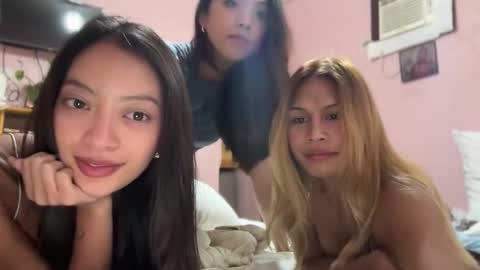 BARBIE- DONT FORGET TO FOLLOW ME AND GIVE ME THUMBS UP online show from September 14, 10:53 am