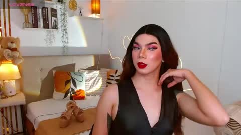 rose and khristine online show from September 14, 3:49 pm