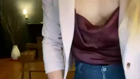 UrFemmeAddiction online show from June 30, 4:34 am