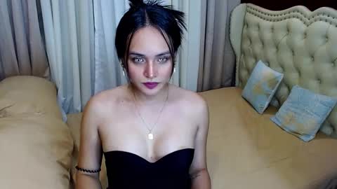 cassie online show from March 1, 8:42 pm