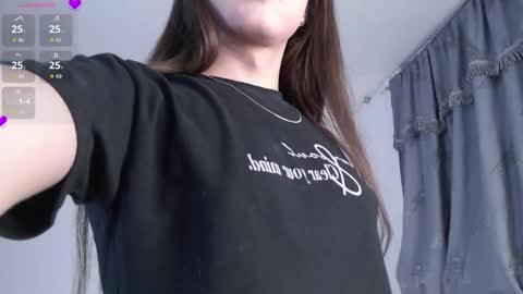 IG-valen mendoza99  twitter valenthompson99 online show from March 17, 12:36 am