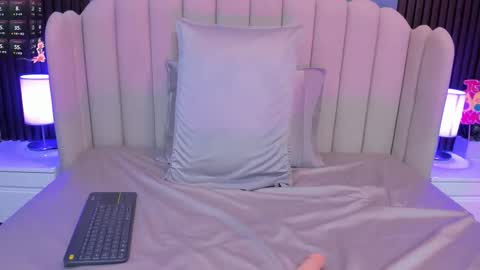 Valeri online show from October 17, 4:27 am