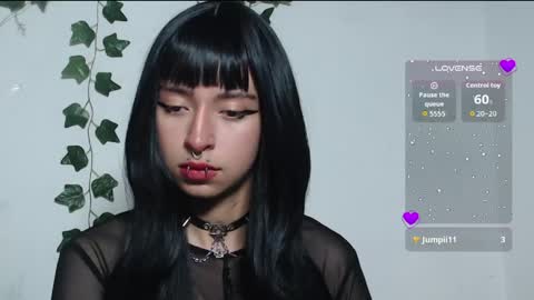 vamp online show from April 15, 10:10 pm