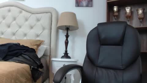 Vannellope online show from April 14, 11:15 am