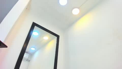 vera online show from March 31, 10:50 am