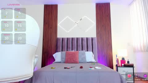 Ariana  online show from September 17, 4:01 pm