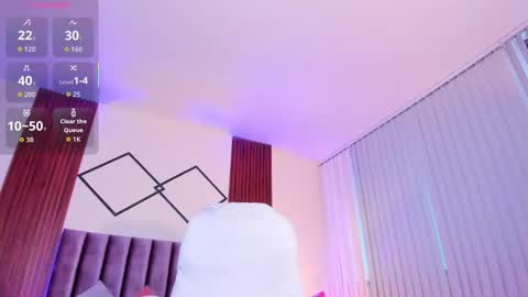 Ariana  online show from September 27, 10:30 pm