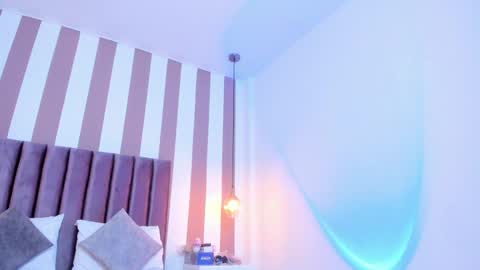 Ariana  online show from October 8, 8:21 pm