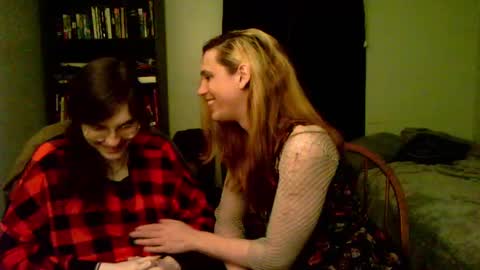 Victoria McKinley online show from January 23, 5:56 am