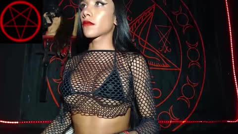 Snapshot of victoriavampire666 chatting on December 5, 12:03 am Victoria Vampire online show from December 5, 12:03 am