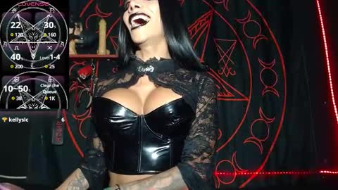 Snapshot of victoriavampire666 chatting on January 22, 9:11 pm Victoria Vampire online show from January 22, 9:11 pm