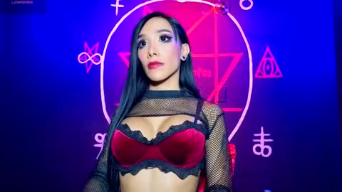 Snapshot of victoriavampire666 chatting on October 3, 5:29 am Victoria Vampire online show from October 3, 5:29 am