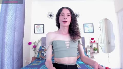 Violet online show from May 17, 2:05 pm