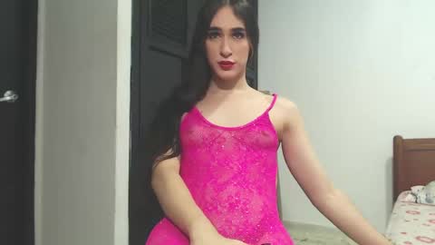 Snapshot of violetta_tss chatting on February 21, 9:00 pm Princess Violet Valerious Follow me IGX violetvalerious online show from February 21, 9:00 pm