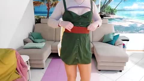 Emilia inst  online show from January 11, 6:23 pm