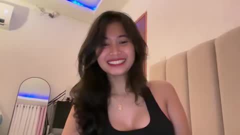 Snapshot of wildkittytrans chatting on September 19, 8:36 pm CHRISTINE online show from September 19, 8:36 pm