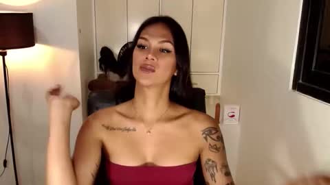 winidaputa online show from April 10, 9:59 am