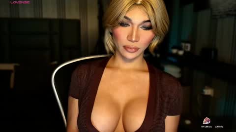 Julia online show from January 18, 3:14 am