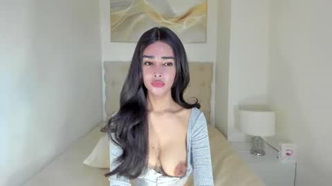 Lily online show from June 24, 1:47 am