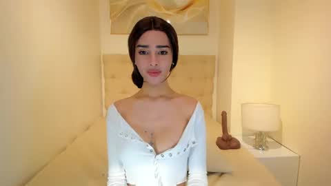 Lily online show from July 15, 5:12 am
